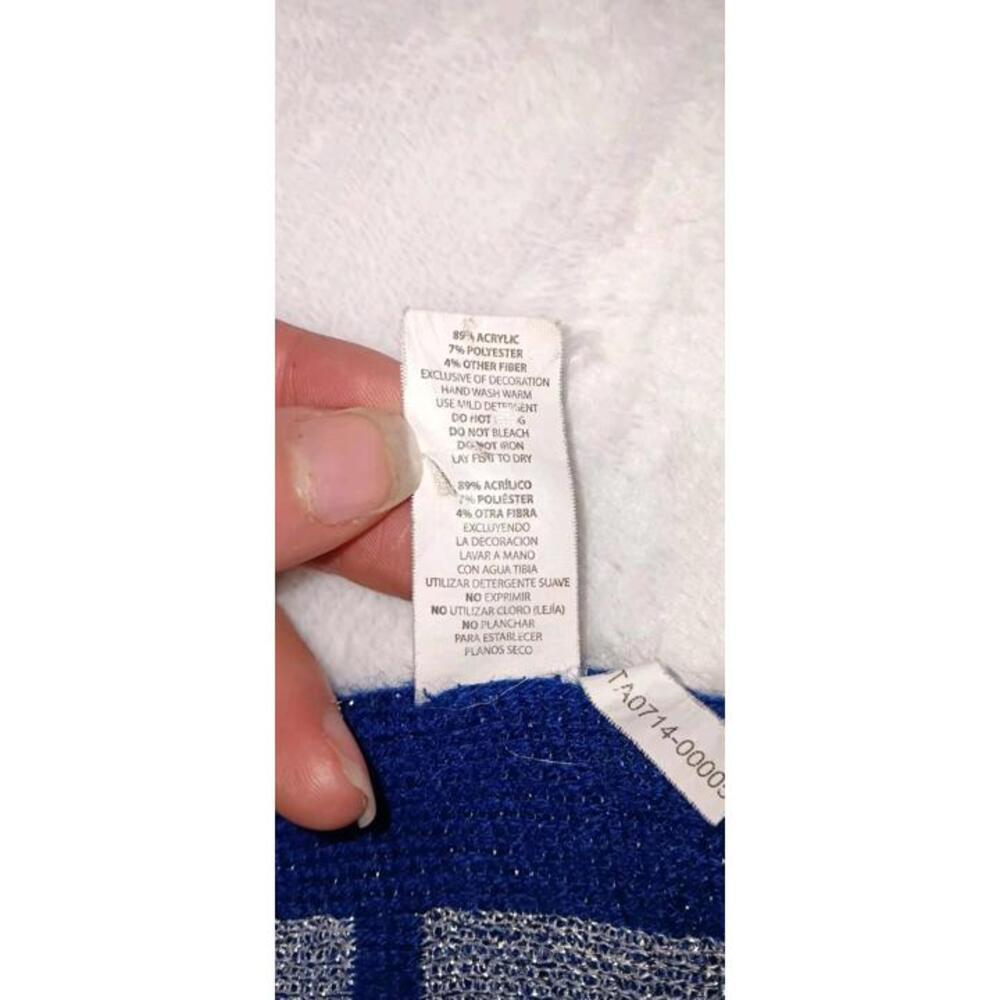 Forever Collectibles NY Giants Fringed Scarf Blue Silver And Red Tasseled... - Picture 3 of 6